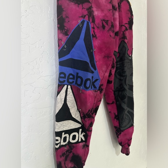 One of a kind sweatpants - Picture 2 of 6